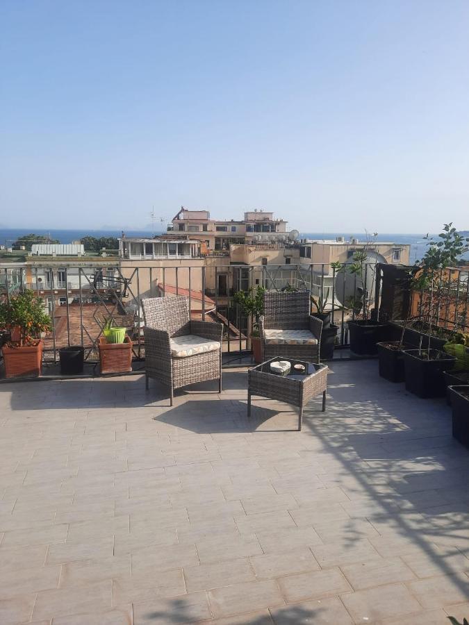 La Casa Di Nettuno Nápoles Exterior foto