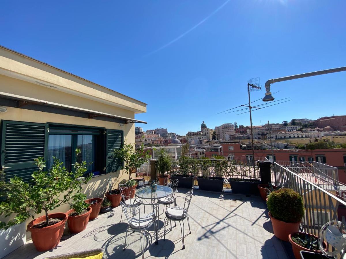 La Casa Di Nettuno Nápoles Exterior foto